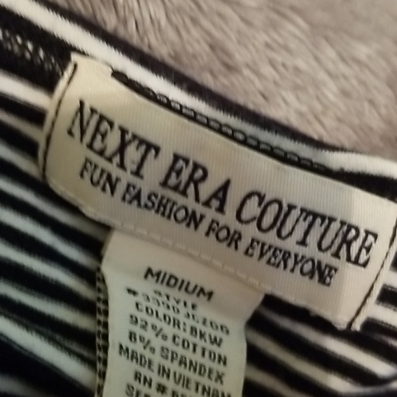 Top - Picture 2 of 3